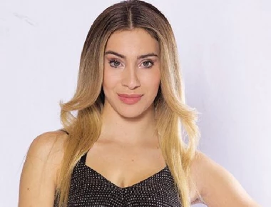 Power οf Love: Η Αθηνά Χρυσαντίδου είναι εκτός παιχνιδιού; - Δείτε τις φωτογραφίες που το αποδεικνύουν